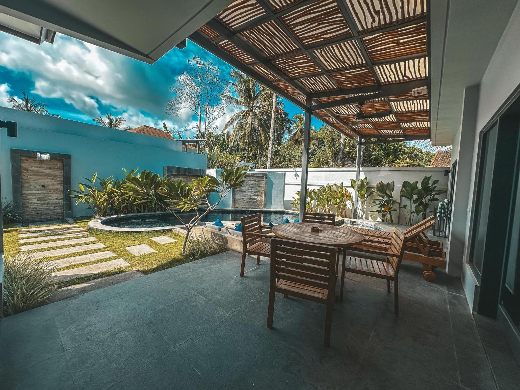 Tropik Resort Lombok Selong Belanak Esterno foto
